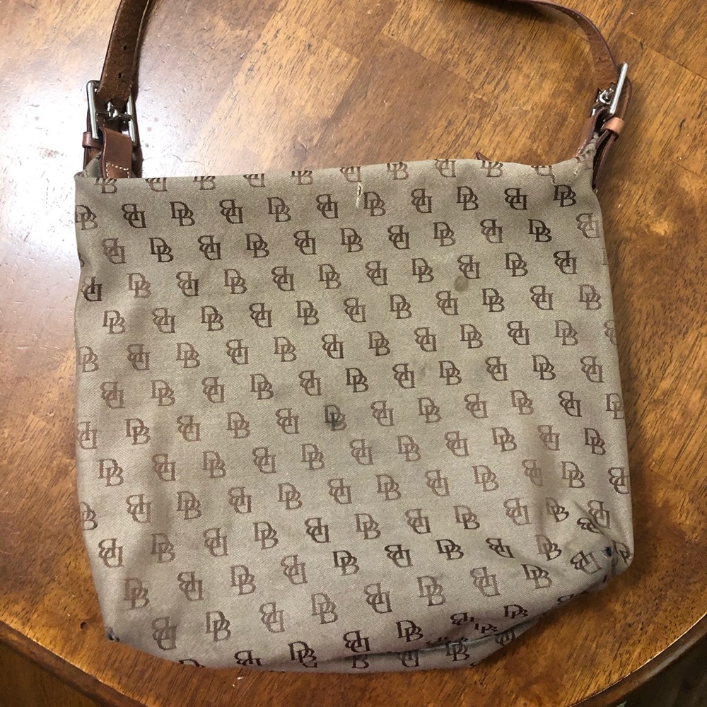 Dooney & Bourke Purse